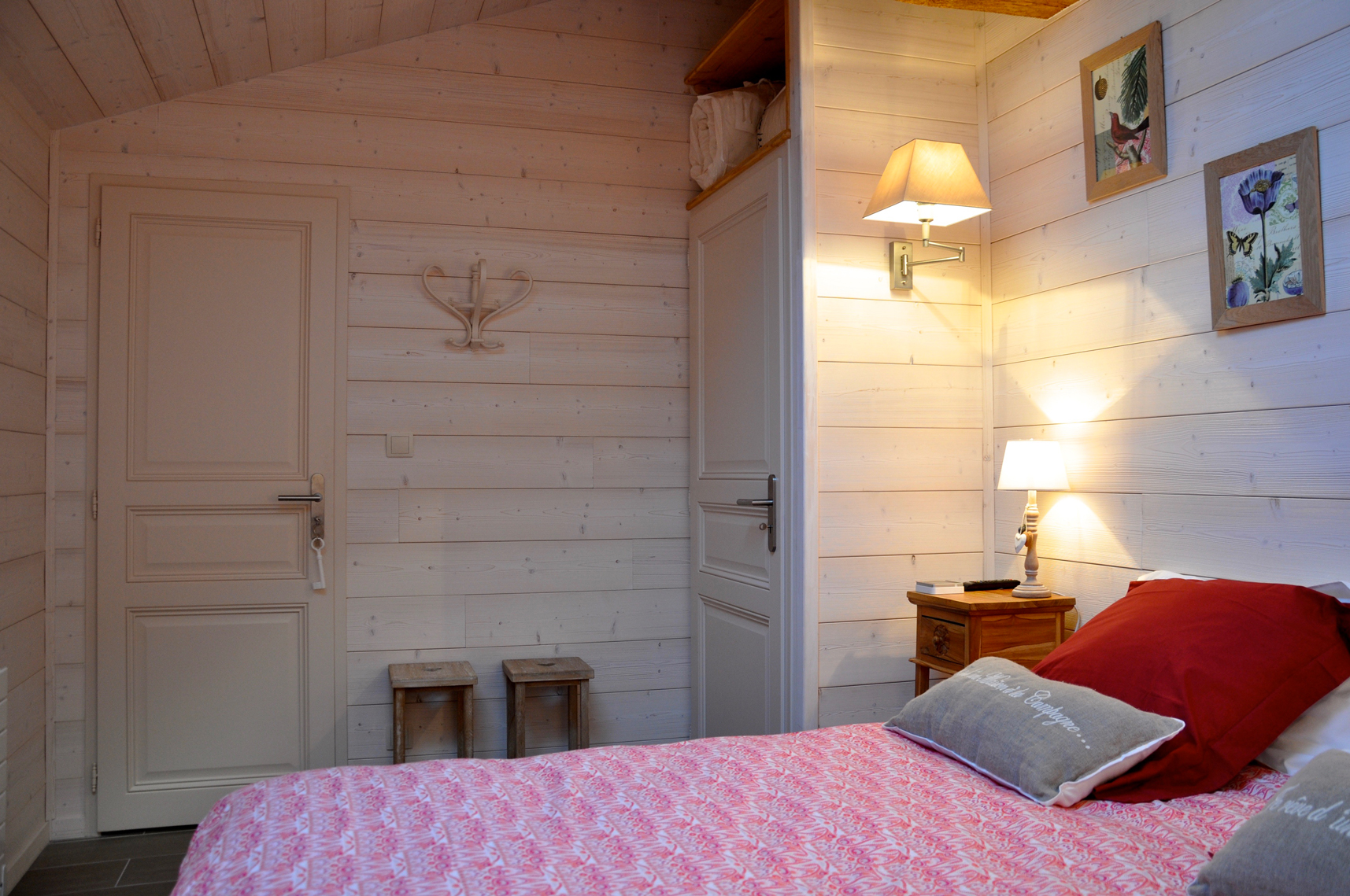 The asphodèle bedroom La Maisonnette Domain